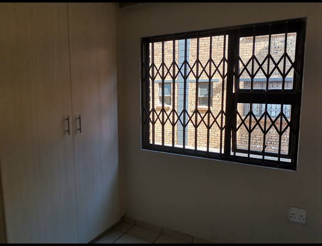 3 BEDROOM APARTMENT FOR SALE IN WITFIELD